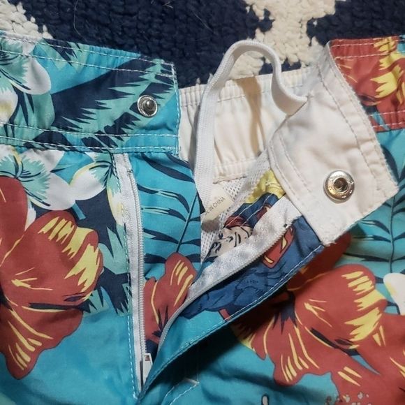 Superman DC Comics swim trunks Size M - Picture 3 of 4